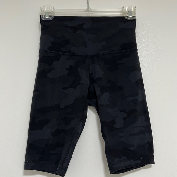 Lululemon Wunder Train High-Rise Short - Picture 1 of 4